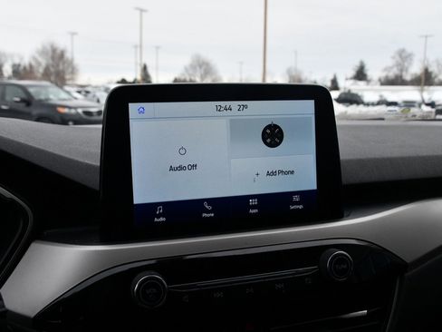 Used 2022 Ford Escape SE image 23