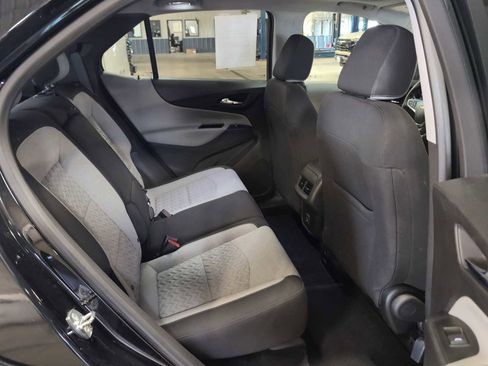 Used 2022 Chevrolet Equinox LT image 27