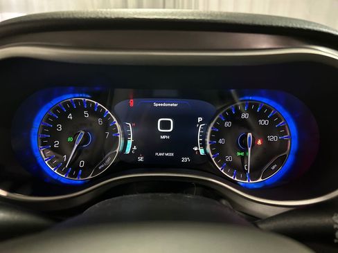 New 2026 Chrysler Pacifica Select image 14
