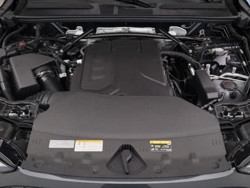 New 2025 Audi Q5 Prestige image 13