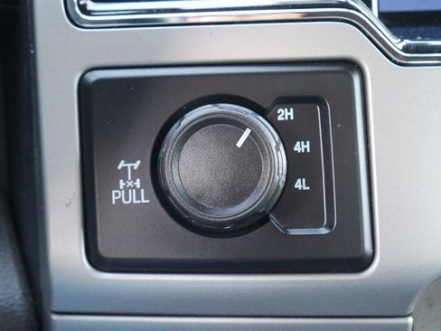 Used 2022 Ford F250 Lariat w/ Black Appearance Package AWD/4WD image 36