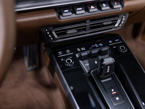 Used 2023 Porsche 911 Carrera S image 43