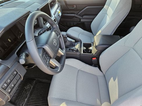 New 2026 Toyota 4Runner SR5 image 10