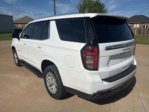 Used 2023 Chevrolet Tahoe LT w/ Luxury Package RWD image 3