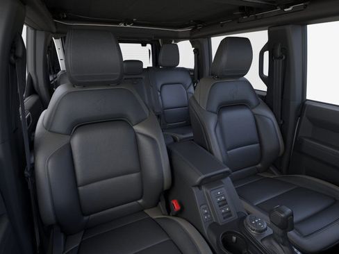New 2025 Ford Bronco Outer Banks AWD/4WD image 10