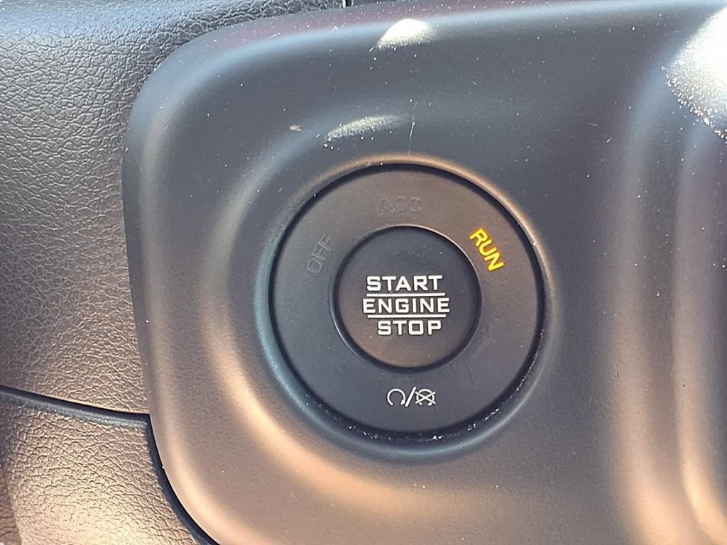 Used 2020 Jeep Wrangler Unlimited Rubicon AWD/4WD image 16