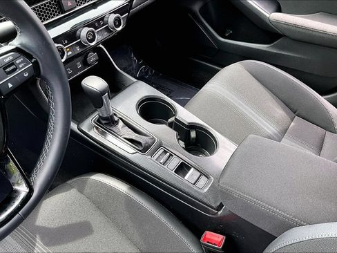 Certified 2025 Honda Civic Sport image 13