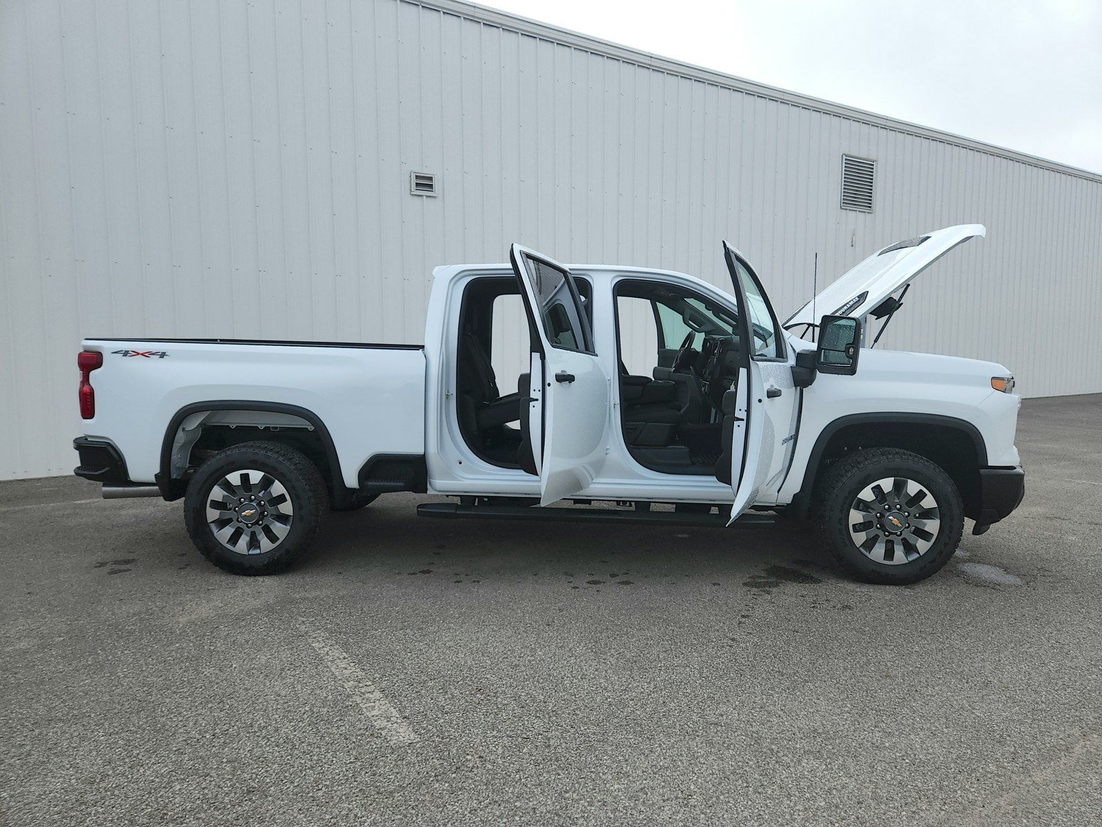 New 2026 Chevrolet Silverado 2500 Custom w/ Custom Value Package AWD/4WD image 18