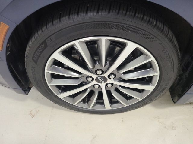 Used 2017 Lincoln MKZ Select w/ Technology Package FWD image 39