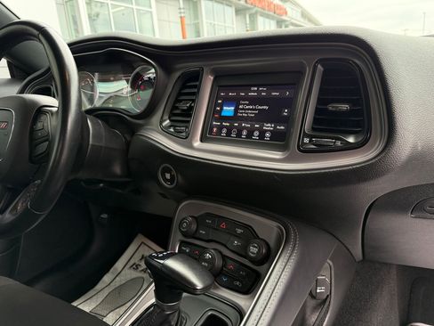 Used 2023 Dodge Challenger SXT image 25