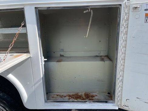 Used 2015 Chevrolet Silverado 2500 W/T image 16