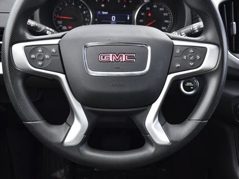 Used 2024 GMC Terrain SLE w/ Driver Convenience Package FWD image 7