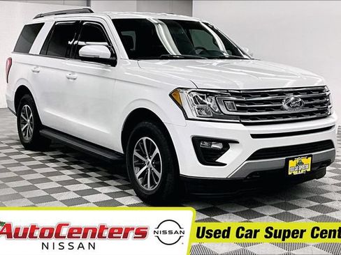 Used 2019 Ford Expedition XLT w/ Equipment Group 201A AWD/4WD image 1