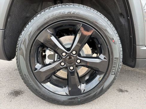 New 2026 Jeep Grand Cherokee L Limited w/ Limited Altitude Package RWD image 14
