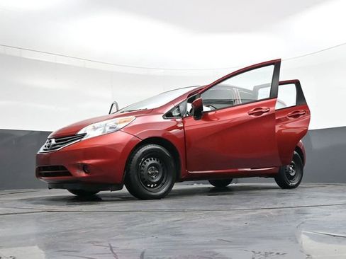 Used 2016 Nissan Versa Note SV image 39