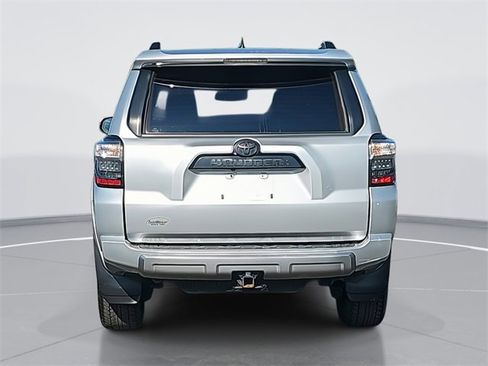 Used 2021 Toyota 4Runner TRD Off-Road Premium image 4