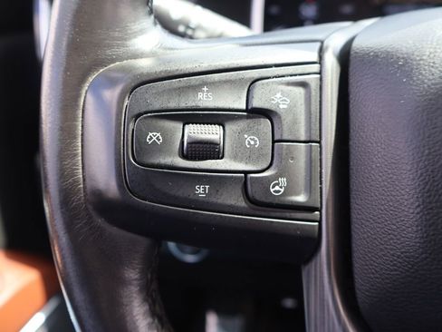 Used 2024 GMC Sierra 3500 Denali Ultimate AWD/4WD image 42
