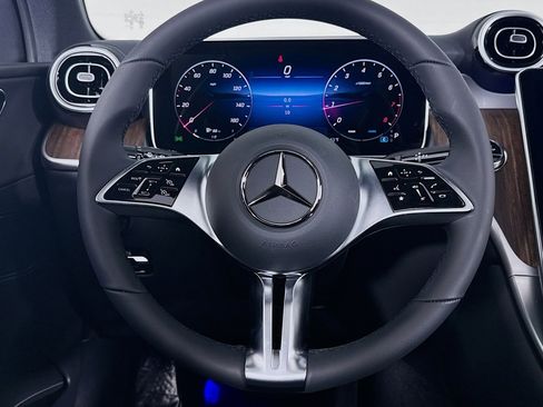 New 2026 Mercedes-Benz GLC 300 4MATIC image 17