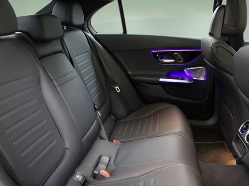 Used 2022 Mercedes-Benz C 300 Sedan image 29