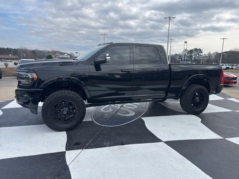 Used 2019 RAM 3500 Laramie image 3