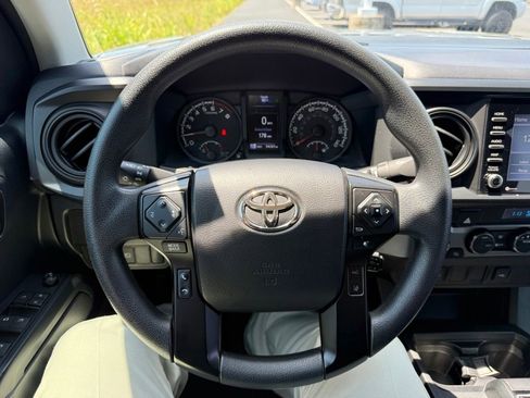 Certified 2021 Toyota Tacoma SR AWD/4WD image 15