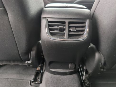 Used 2023 Chevrolet Malibu LT image 26