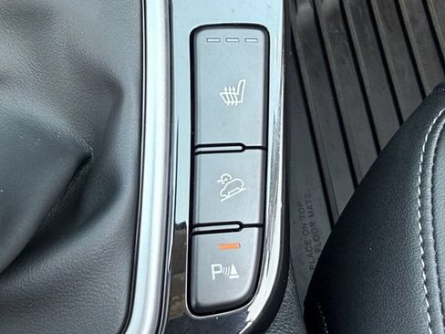 Used 2026 Kia Seltos EX FWD image 19