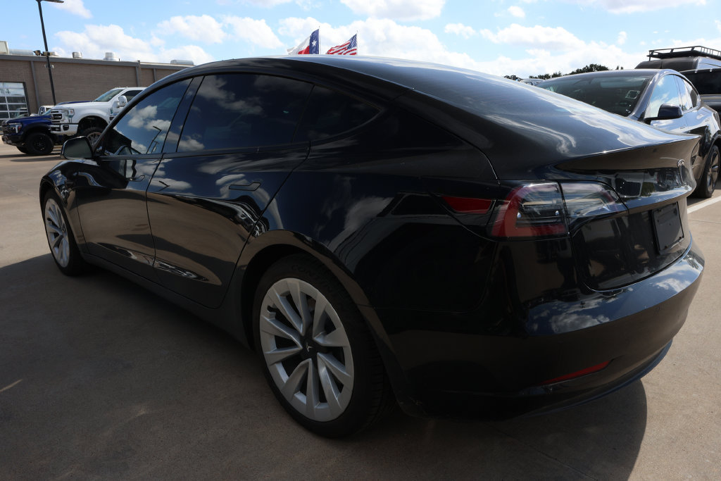 Used 2021 Tesla Model 3 Standard Range Plus RWD image 7