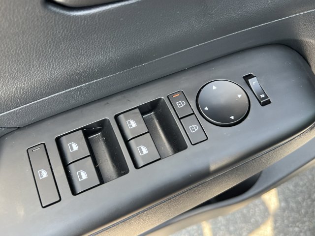 Certified 2026 Hyundai Kona SE AWD/4WD image 37