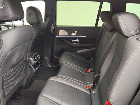Used 2025 Mercedes-Benz GLS 450 4MATIC image 20