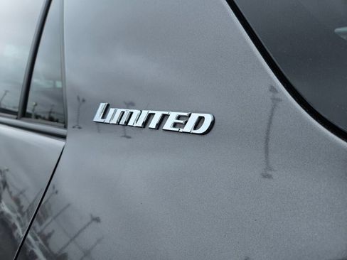 Used 2012 Toyota 4Runner Limited AWD/4WD image 9