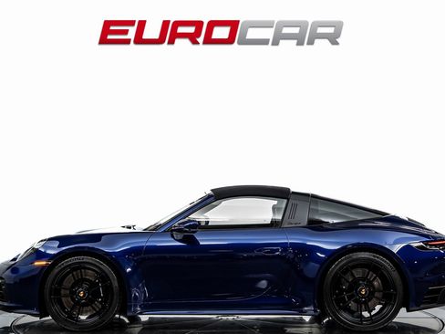 Used 2023 Porsche 911 Targa 4 GTS image 3