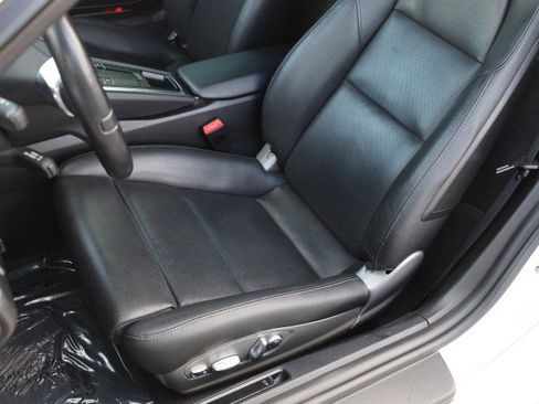 Used 2014 Porsche Cayman RWD image 26