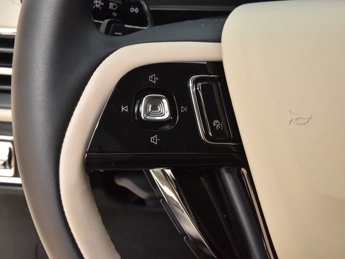 New 2026 Lincoln Corsair Premiere image 24