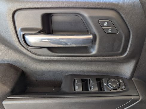 Used 2021 Chevrolet Silverado 1500 Custom image 15