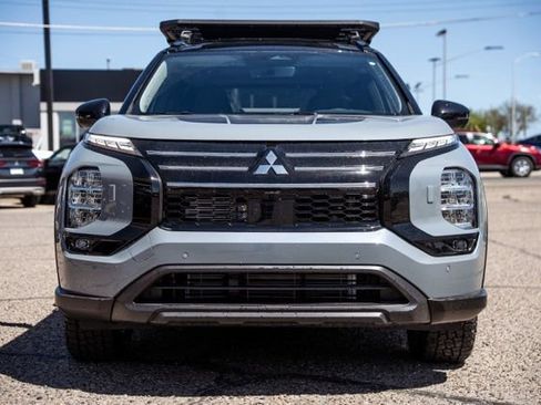 New 2026 Mitsubishi Outlander AWD image 2