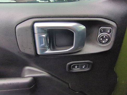 Certified 2021 Jeep Wrangler Sport S image 24