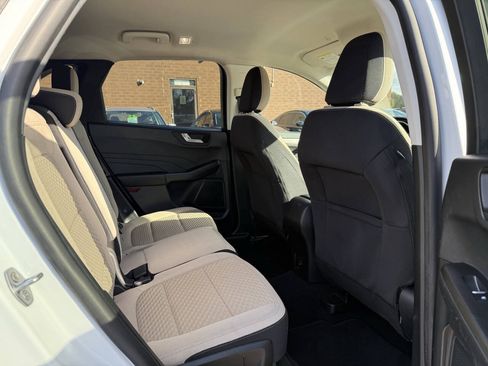 Used 2021 Ford Escape SE AWD/4WD image 18