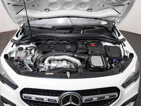 New 2026 Mercedes-Benz GLA 250 image 4