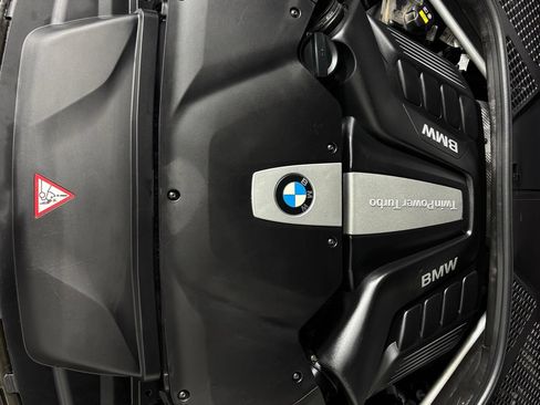 Used 2019 BMW X6 xDrive50i w/ M Sport Package AWD/4WD image 19