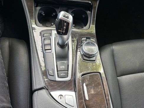 Used 2014 BMW 528i Sedan image 38