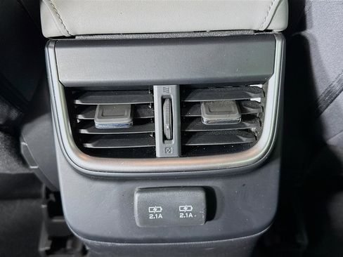 Used 2022 Subaru Outback Premium image 25