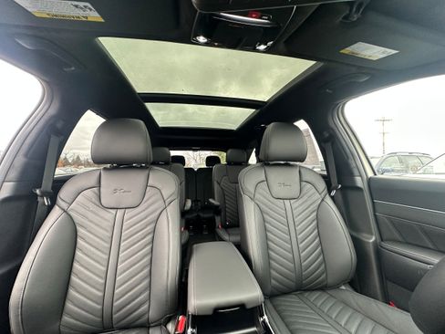 New 2026 Kia Sorento SX Prestige image 36