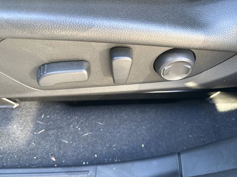 Certified 2025 Subaru Forester Premium image 5