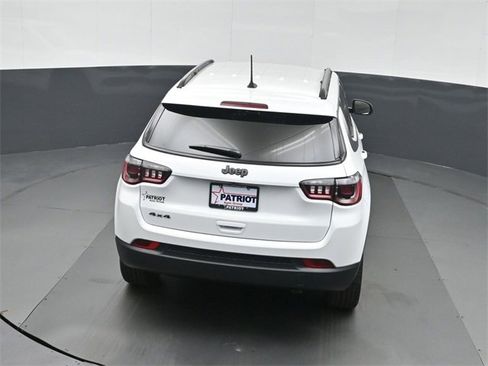 New 2026 Jeep Compass Latitude image 32