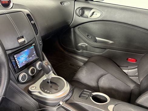 Used 2010 Nissan 370Z BASE COUPE 3.7L V6 image 14