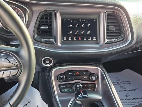 Used 2018 Dodge Challenger SXT RWD image 17