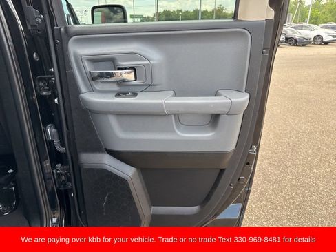 Used 2024 RAM 1500 Classic SLT AWD/4WD image 24