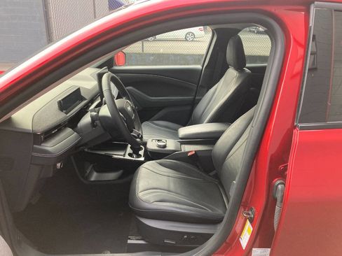 Used 2021 Ford Mustang Mach-E Premium image 9