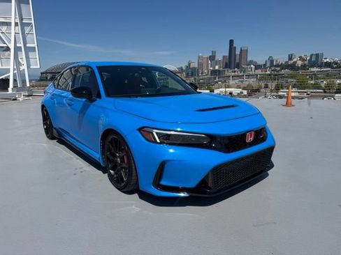 Used 2024 Honda Civic Type R image 1